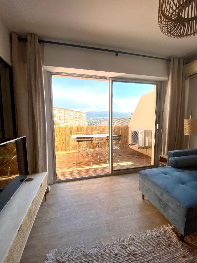 Superbe T2 Equipe Proche Centre Ville Ajaccio Avec Parking Zewnętrze zdjęcie